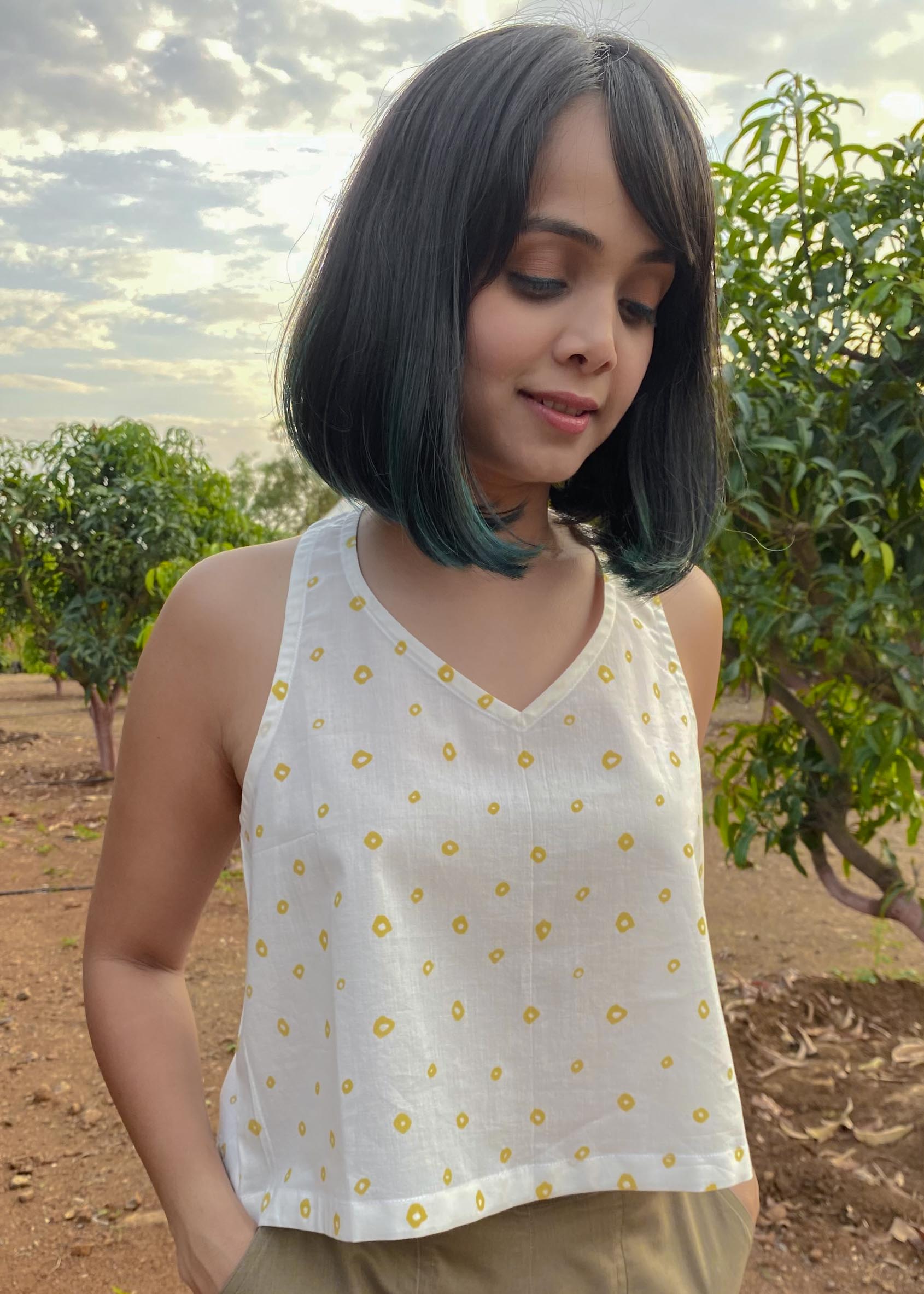 Buy Apanakah Halo Organic Cotton Back Tie-Up Crop Top For Women Online –  APANAKAH