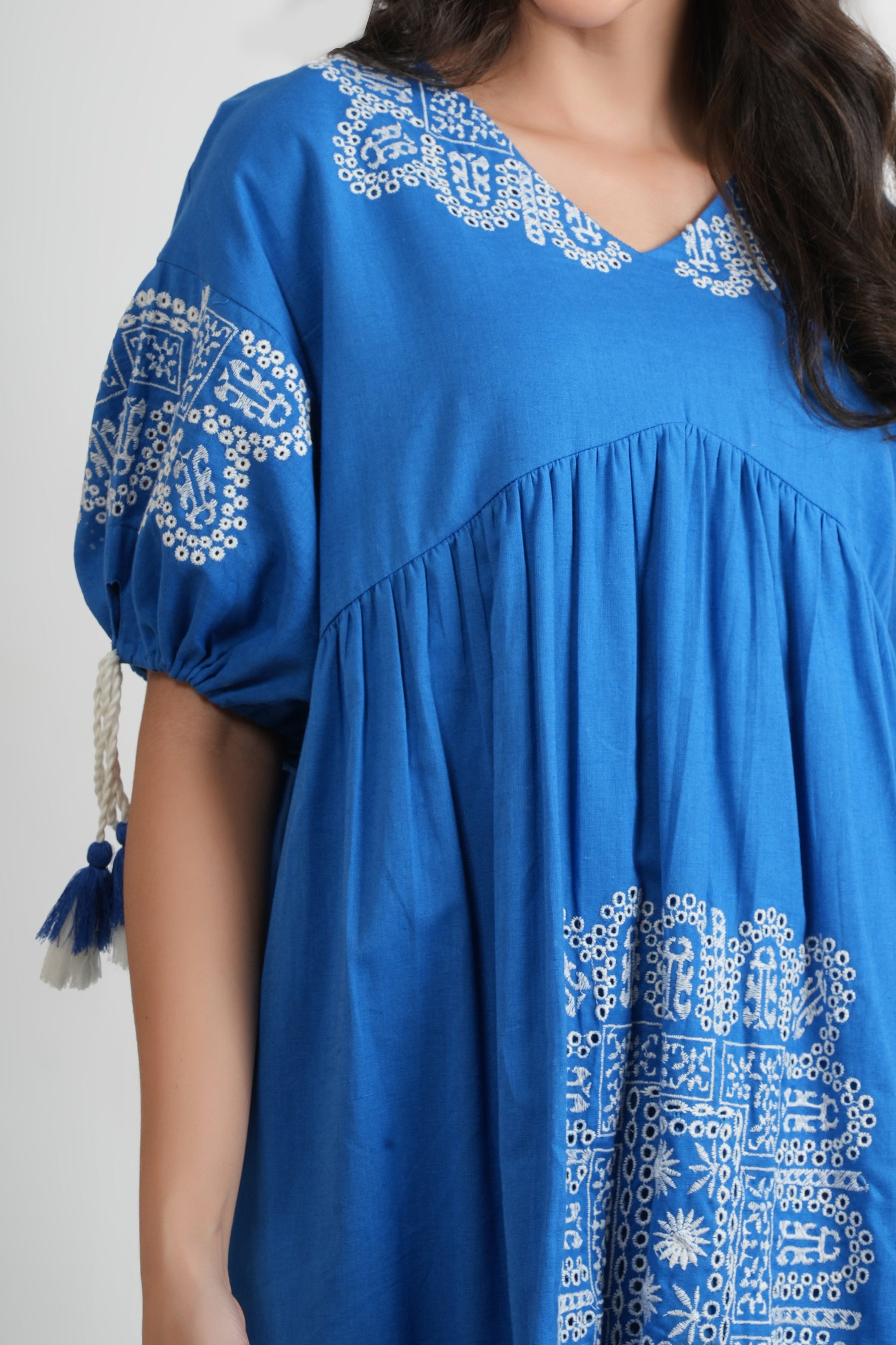 Blue Oversized Embroidered Short Dress - Dresses - APANAKAH