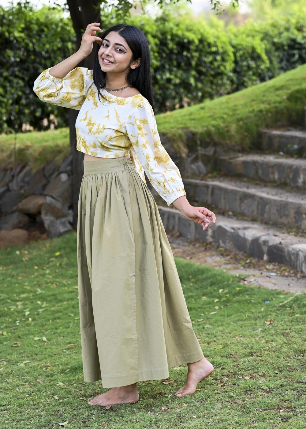 https://apanakah.com/cdn/shop/products/halo-set-tie-dye-crop-top-with-long-skirt-251434.jpg?v=1670585299&width=1445